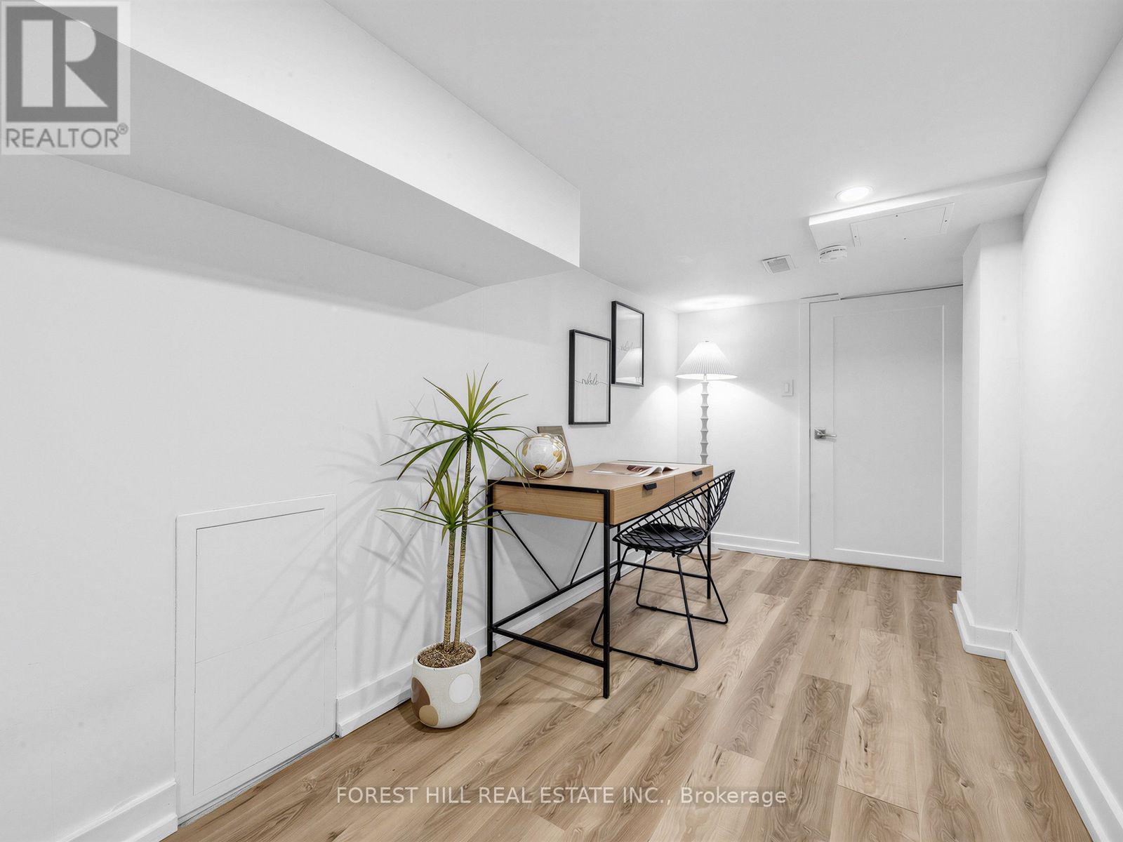 2375 Gerrard Street E, Toronto, Ontario  M4E 2E7 - Photo 20 - E13710370