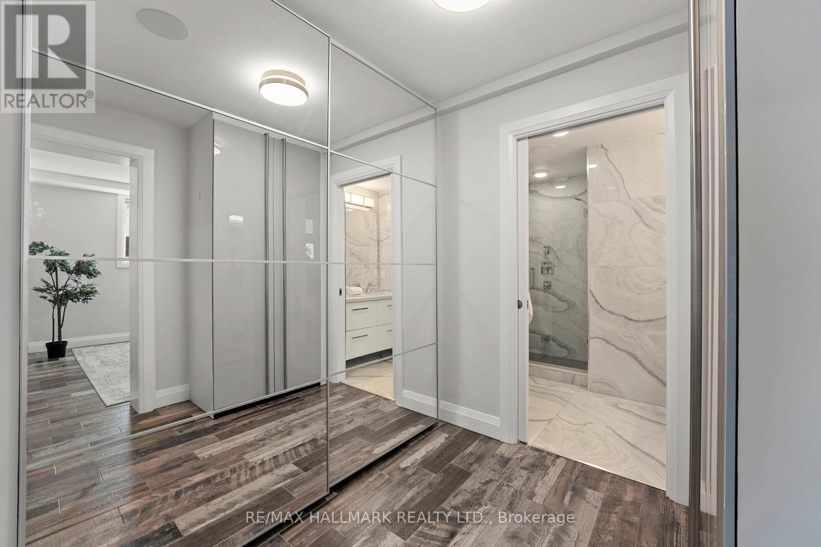 272 King Edward Avenue, Toronto, Ontario  M4C 0A8 - Photo 15 - E13710422
