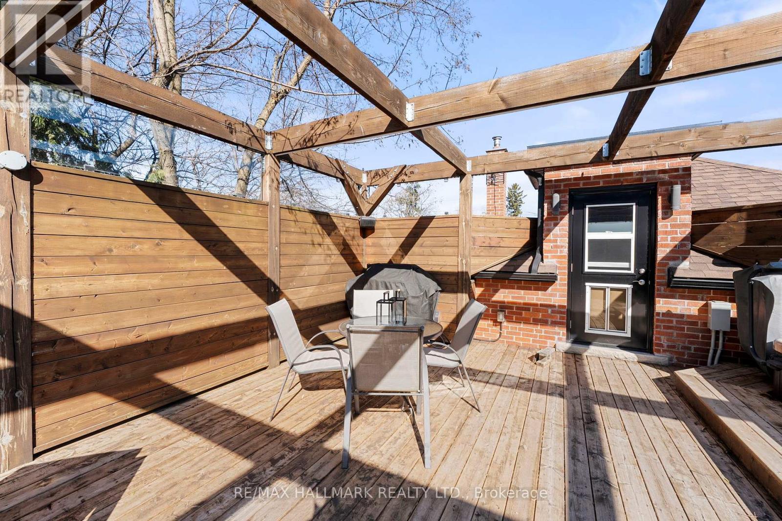 272 King Edward Avenue, Toronto, Ontario  M4C 0A8 - Photo 22 - E13710422