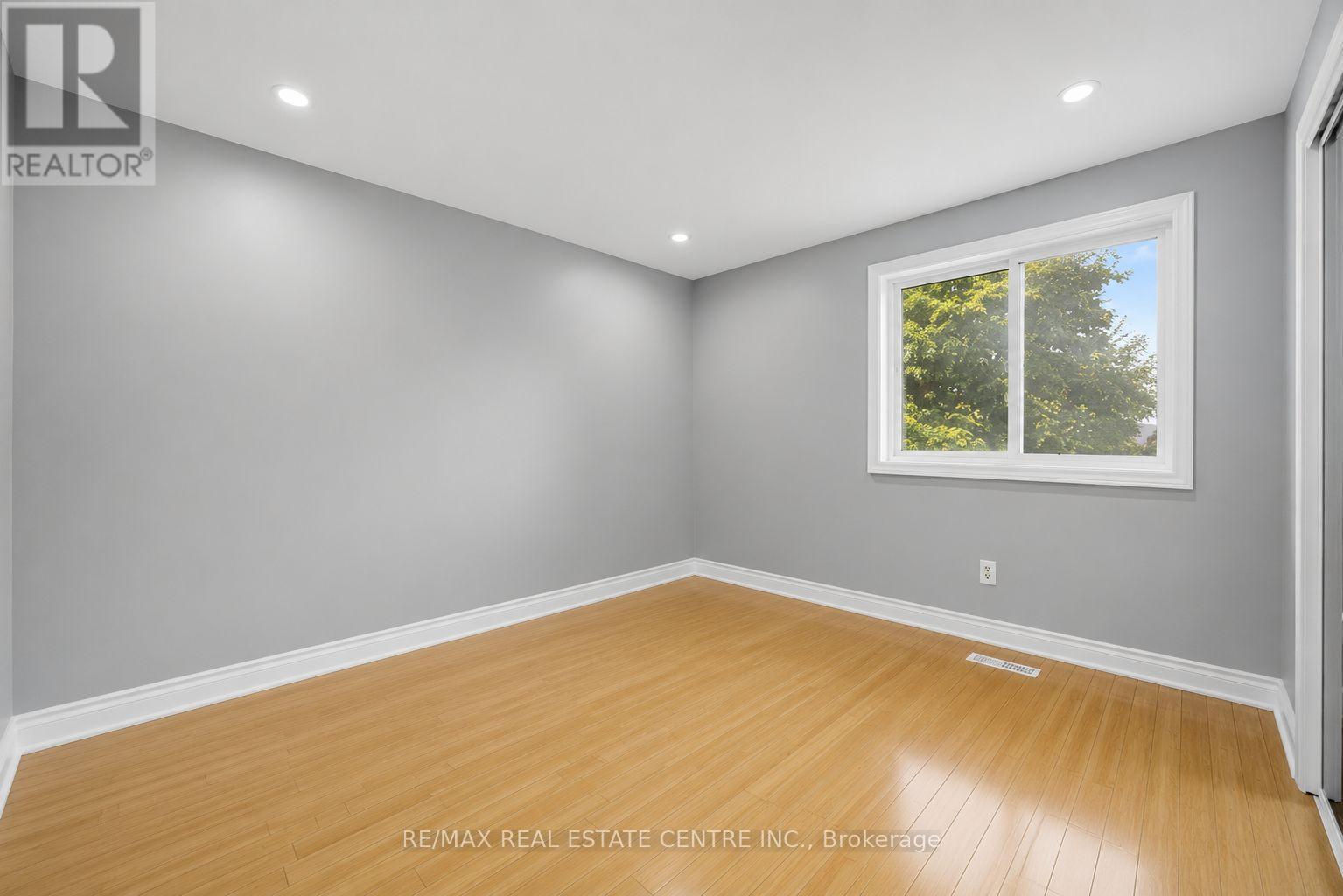 53 Farmhill Court, Toronto, Ontario  M1B 2M1 - Photo 12 - E13710484