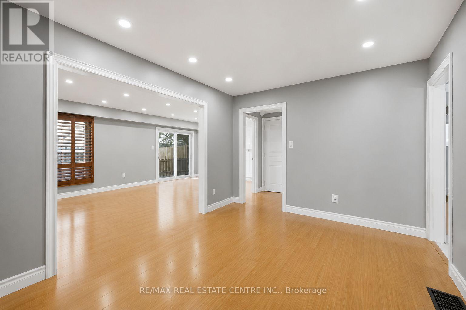 53 Farmhill Court, Toronto, Ontario  M1B 2M1 - Photo 16 - E13710484