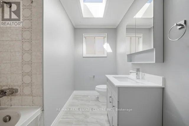 53 Farmhill Court, Toronto, Ontario  M1B 2M1 - Photo 6 - E13710484
