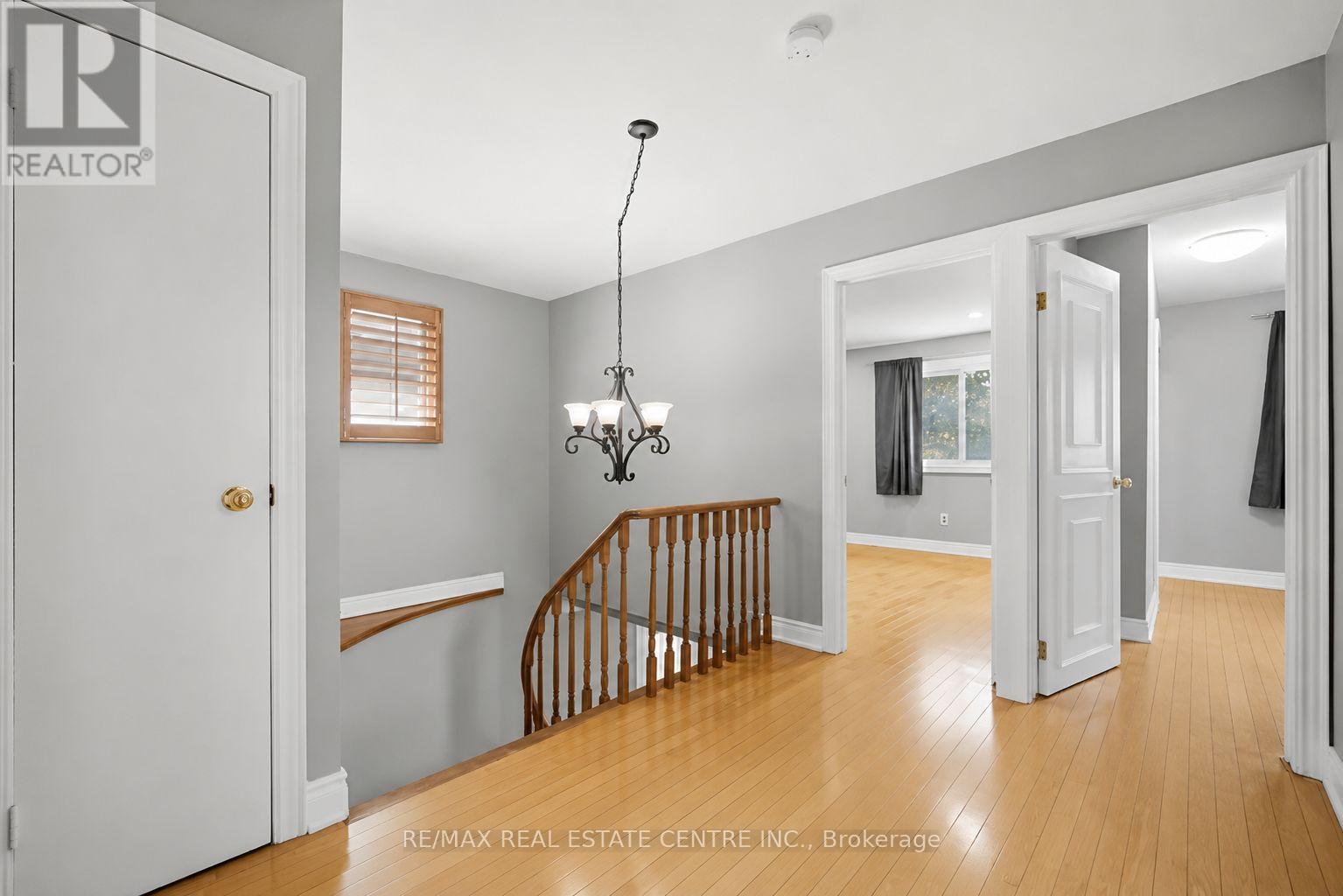 53 Farmhill Court, Toronto, Ontario  M1B 2M1 - Photo 8 - E13710484