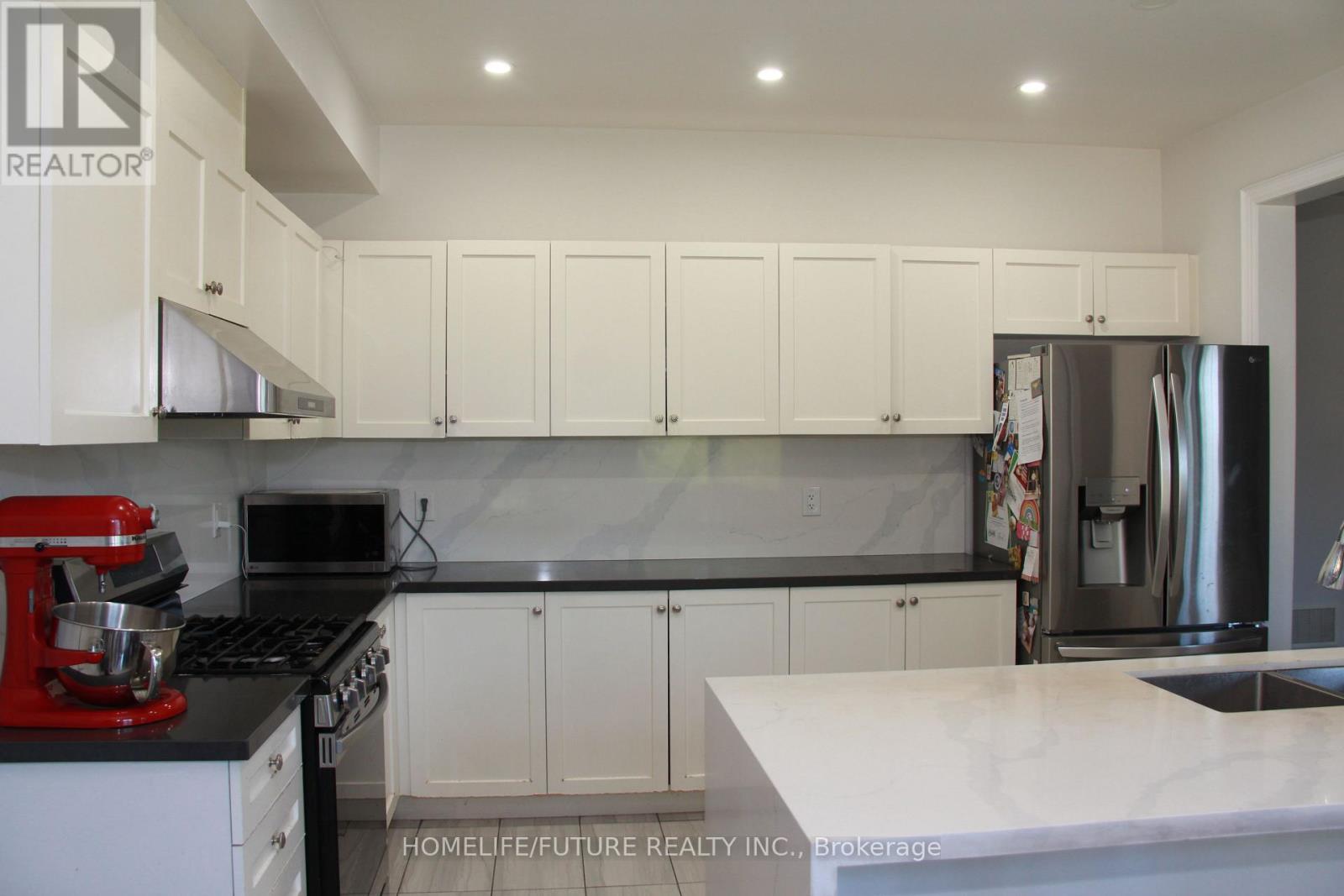 Main & 2nd - 52 Mac Frost Way, Toronto, Ontario  M1X 0C5 - Photo 13 - E13710564