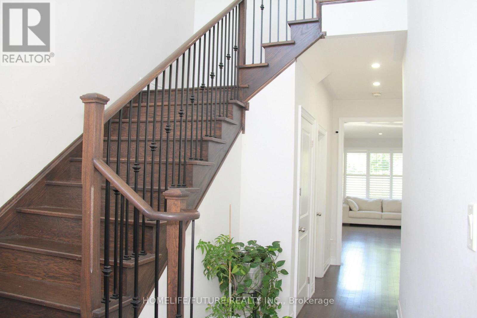 Main & 2nd - 52 Mac Frost Way, Toronto, Ontario  M1X 0C5 - Photo 9 - E13710564
