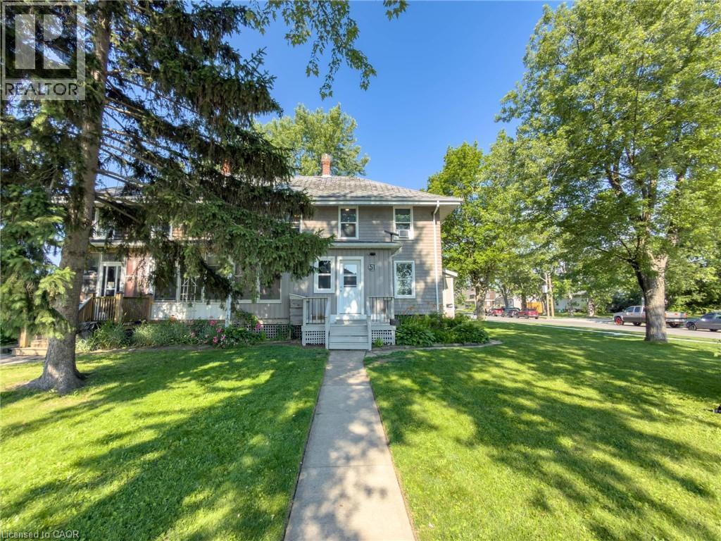 51 Plymouth Road, Welland, Ontario  L3B 3C5 - Photo 2 - 40844239