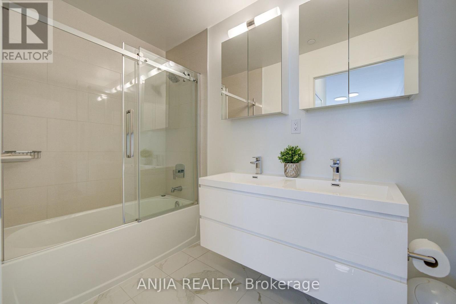 1705 - 8119 Birchmount Road, Markham, Ontario  L6G 0H6 - Photo 22 - N13710352