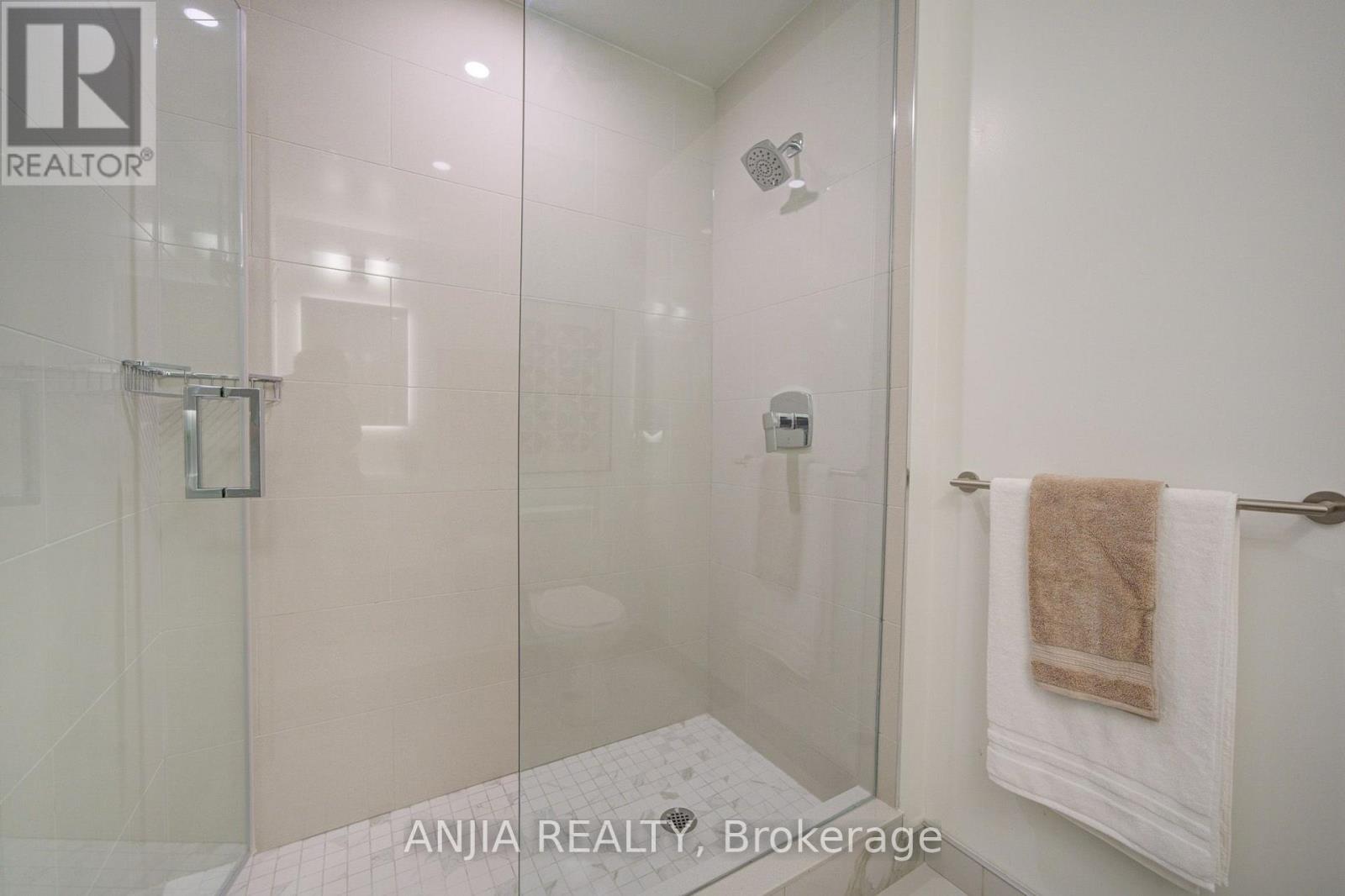 1705 - 8119 Birchmount Road, Markham, Ontario  L6G 0H6 - Photo 29 - N13710352