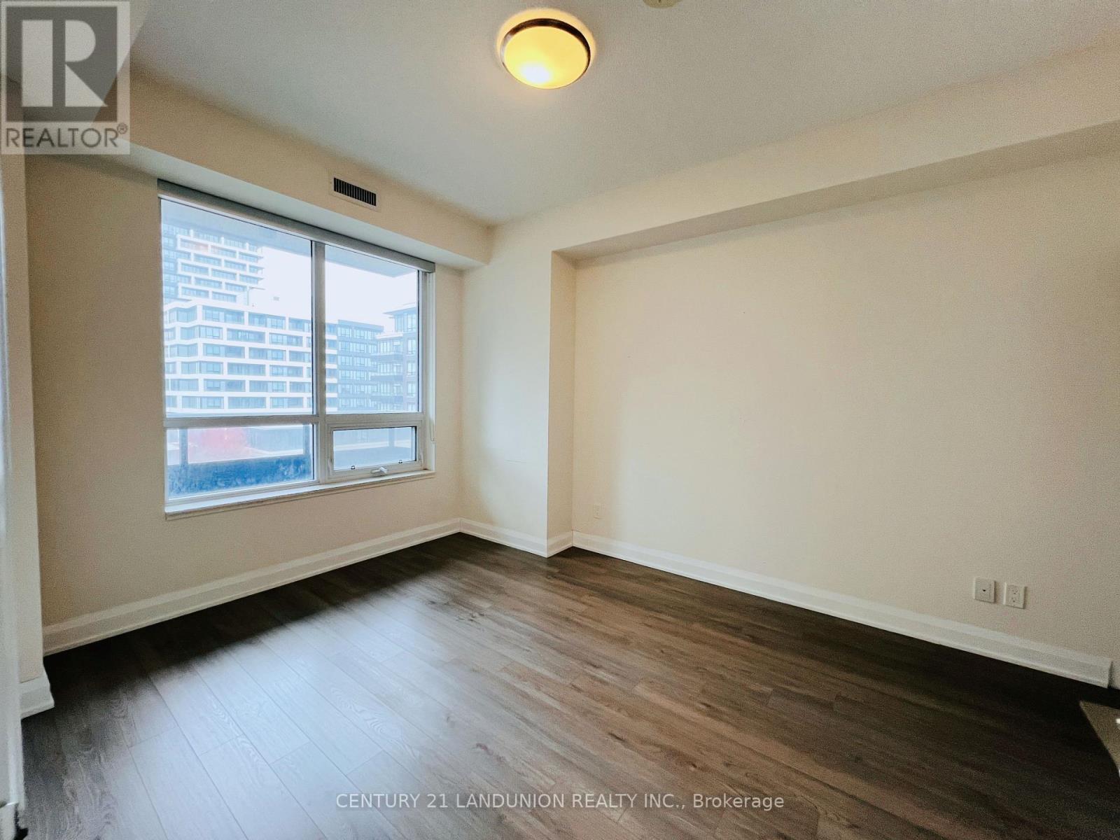 605 - 15 Water Walk Drive, Markham, Ontario L6G 0G2 - Photo 10 - N13710362