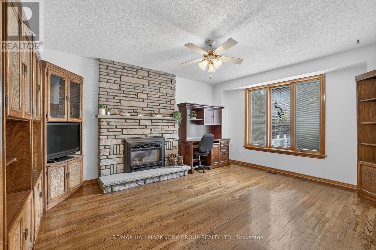 59 Riverglen Drive, Georgina, Ontario L4P 3K7 - Photo 10 - N13710400
