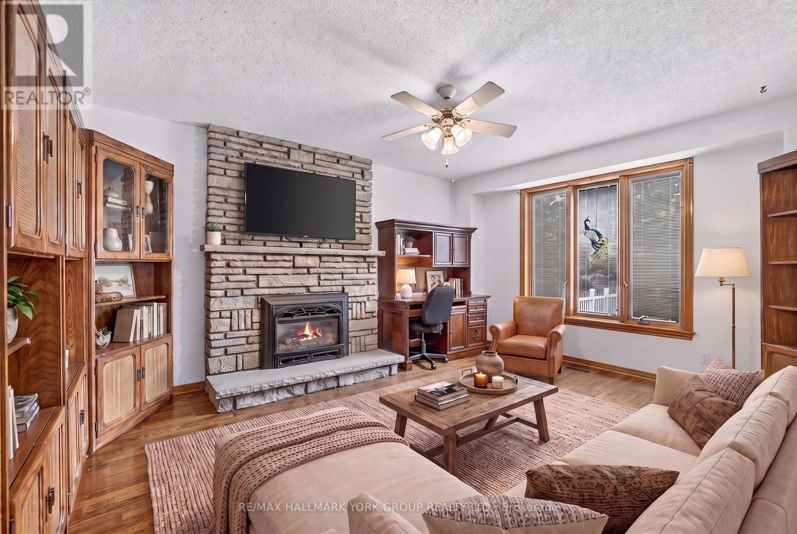 59 Riverglen Drive, Georgina, Ontario L4P 3K7 - Photo 11 - N13710400