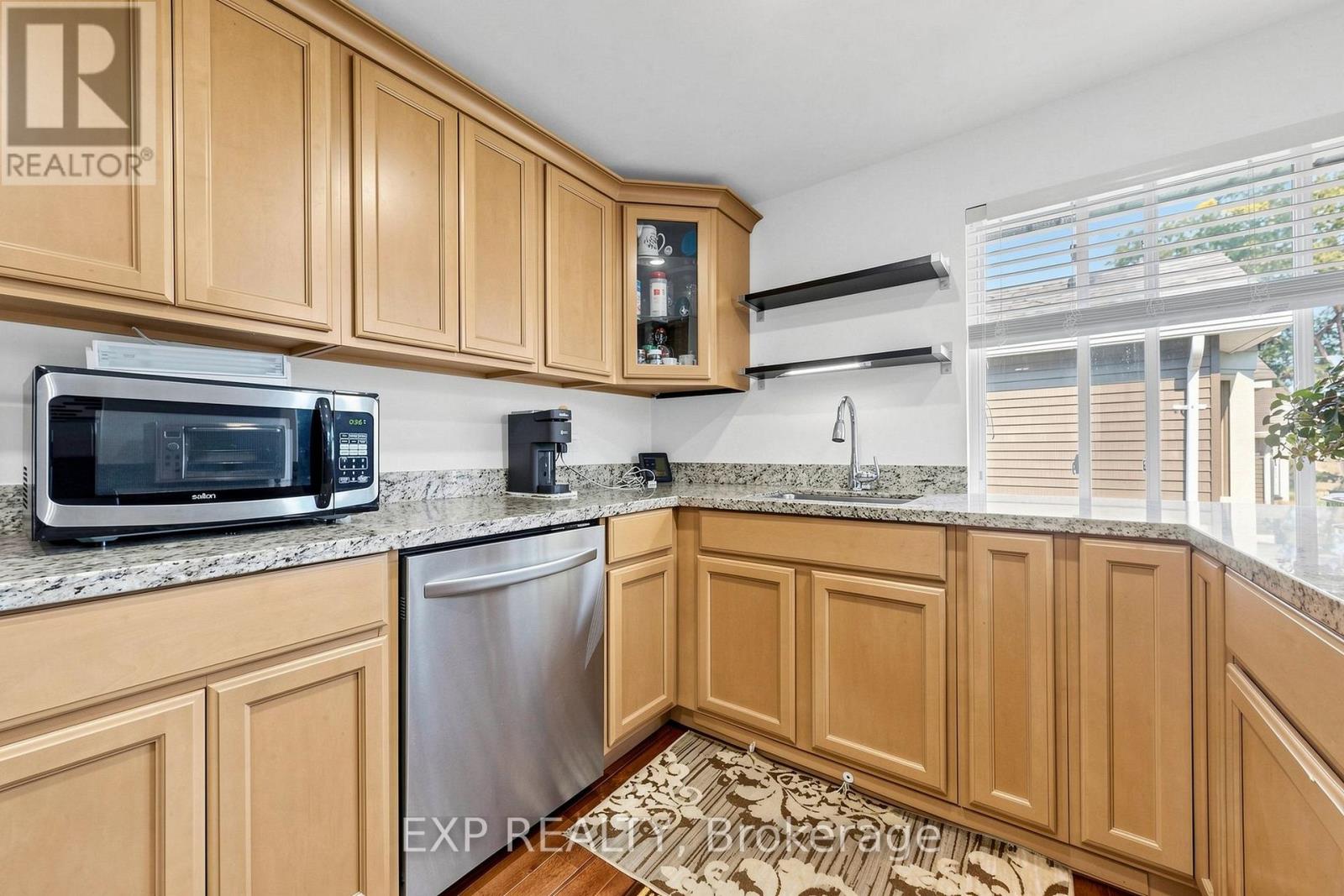 292 Hollywood Drive, Georgina, Ontario  L4P 2Z8 - Photo 13 - N13710412