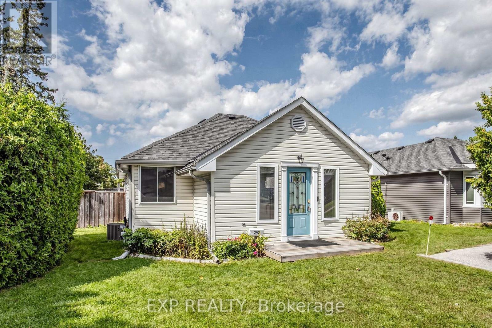 292 Hollywood Drive, Georgina, Ontario  L4P 2Z8 - Photo 2 - N13710412