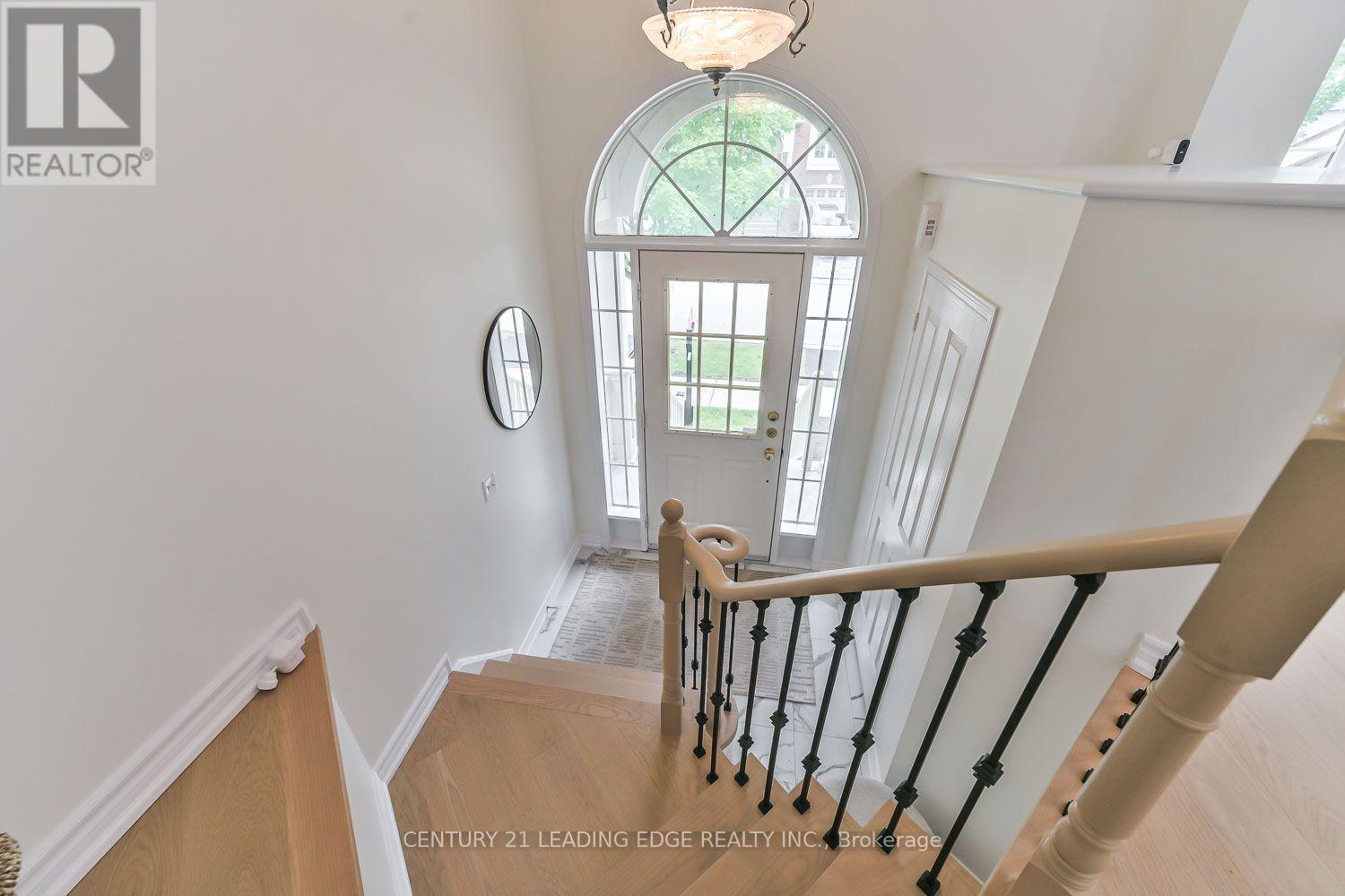 23 Crawford Street, Markham (Berczy), Ontario  L6C 2L4 - Photo 3 - N13710458