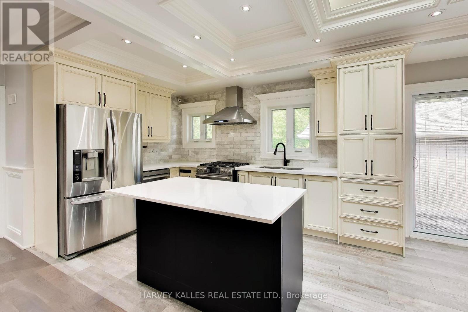 148 Sand Road, East Gwillimbury, Ontario L9N 1H9 - Photo 12 - N13710572