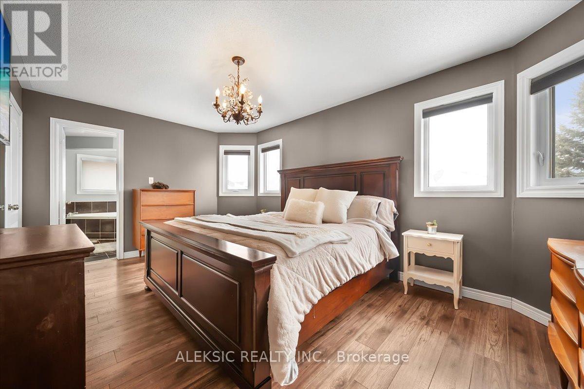 33 Hillpath Crescent, Brampton, Ontario L6Z 4T7 - Photo 24 - W13646328