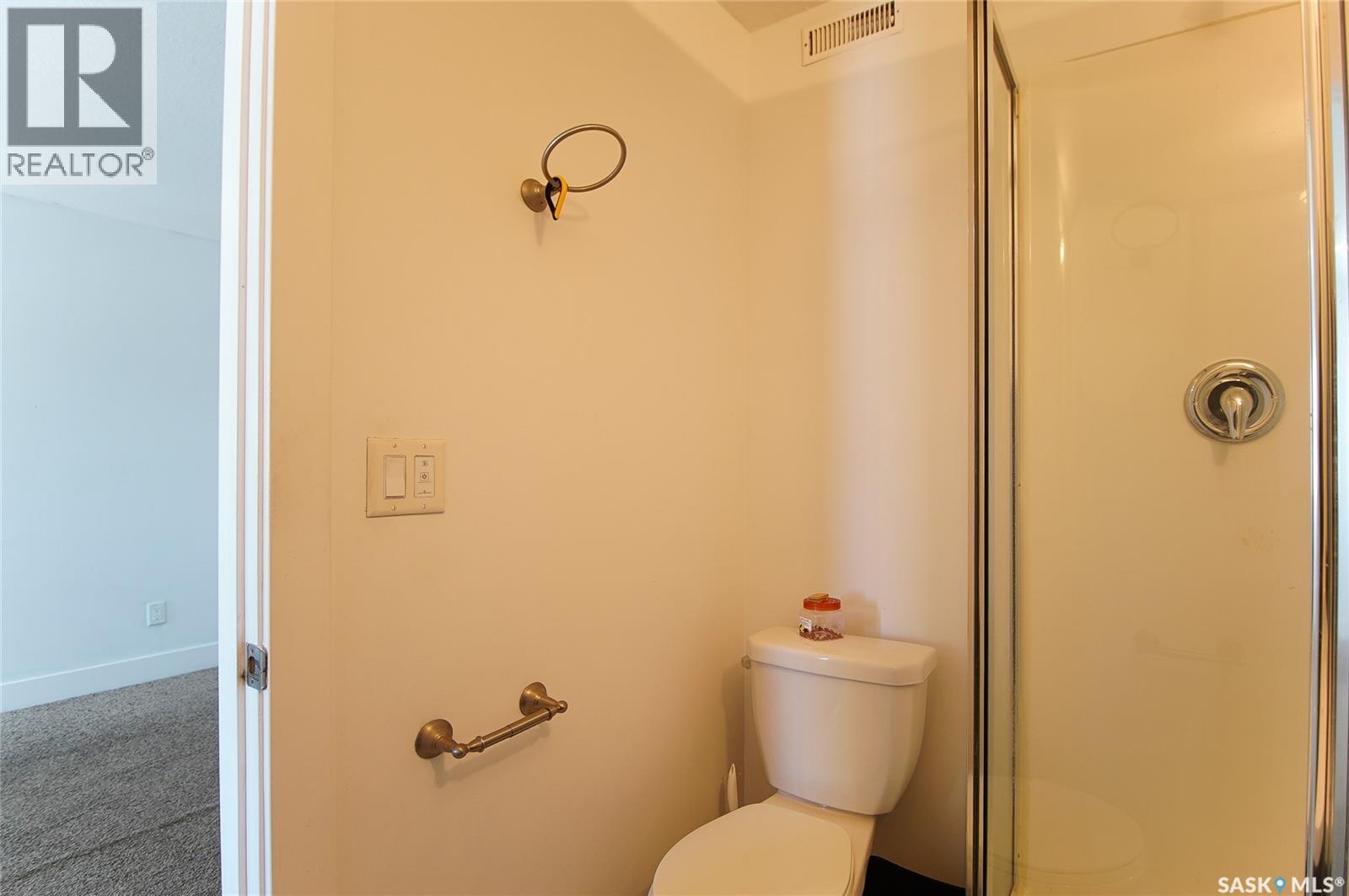 1400 Rothwell Street, Regina, Saskatchewan  S4N 2B3 - Photo 38 - SK046516