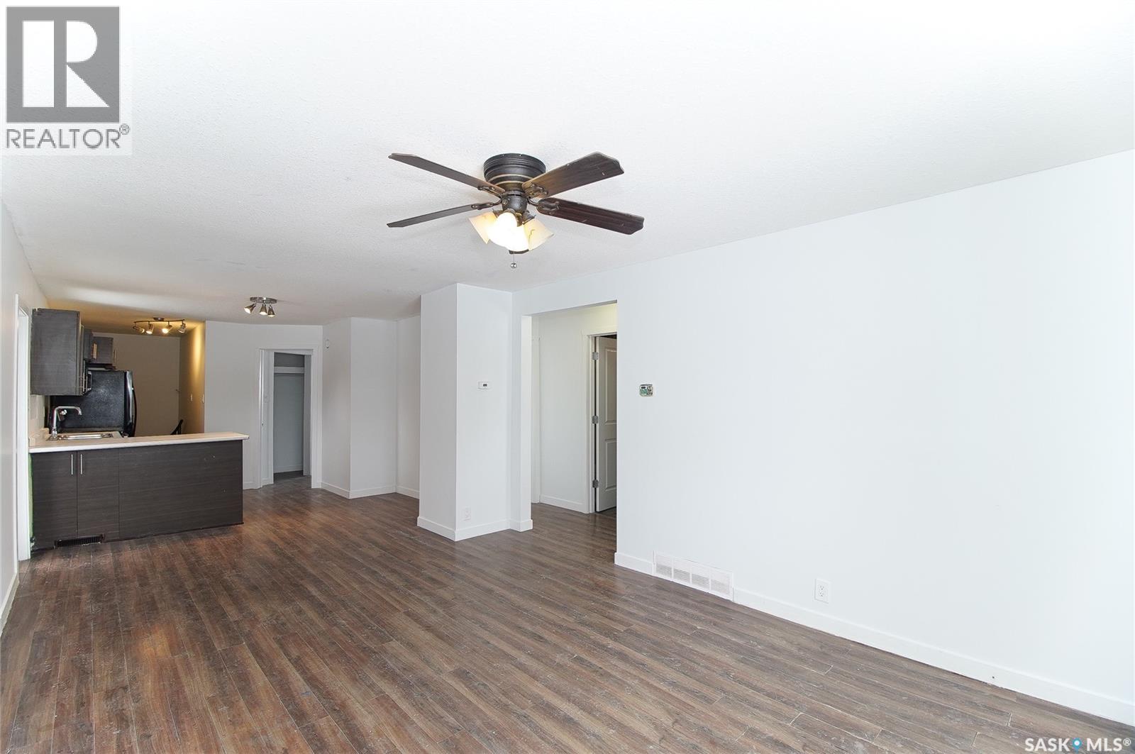 1400 Rothwell Street, Regina, Saskatchewan  S4N 2B3 - Photo 4 - SK046516