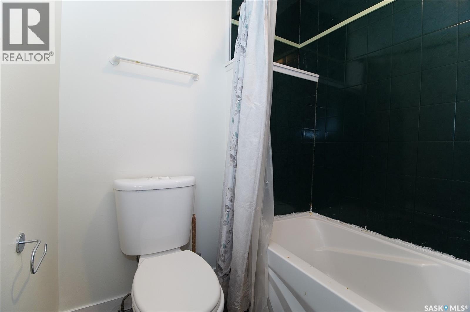 1400 Rothwell Street, Regina, Saskatchewan  S4N 2B3 - Photo 7 - SK046516