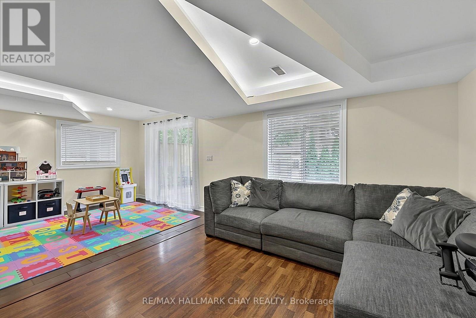 109 Noble Drive, Bradford West Gwillimbury, Ontario  L3Z 3B5 - Photo 26 - N13710496