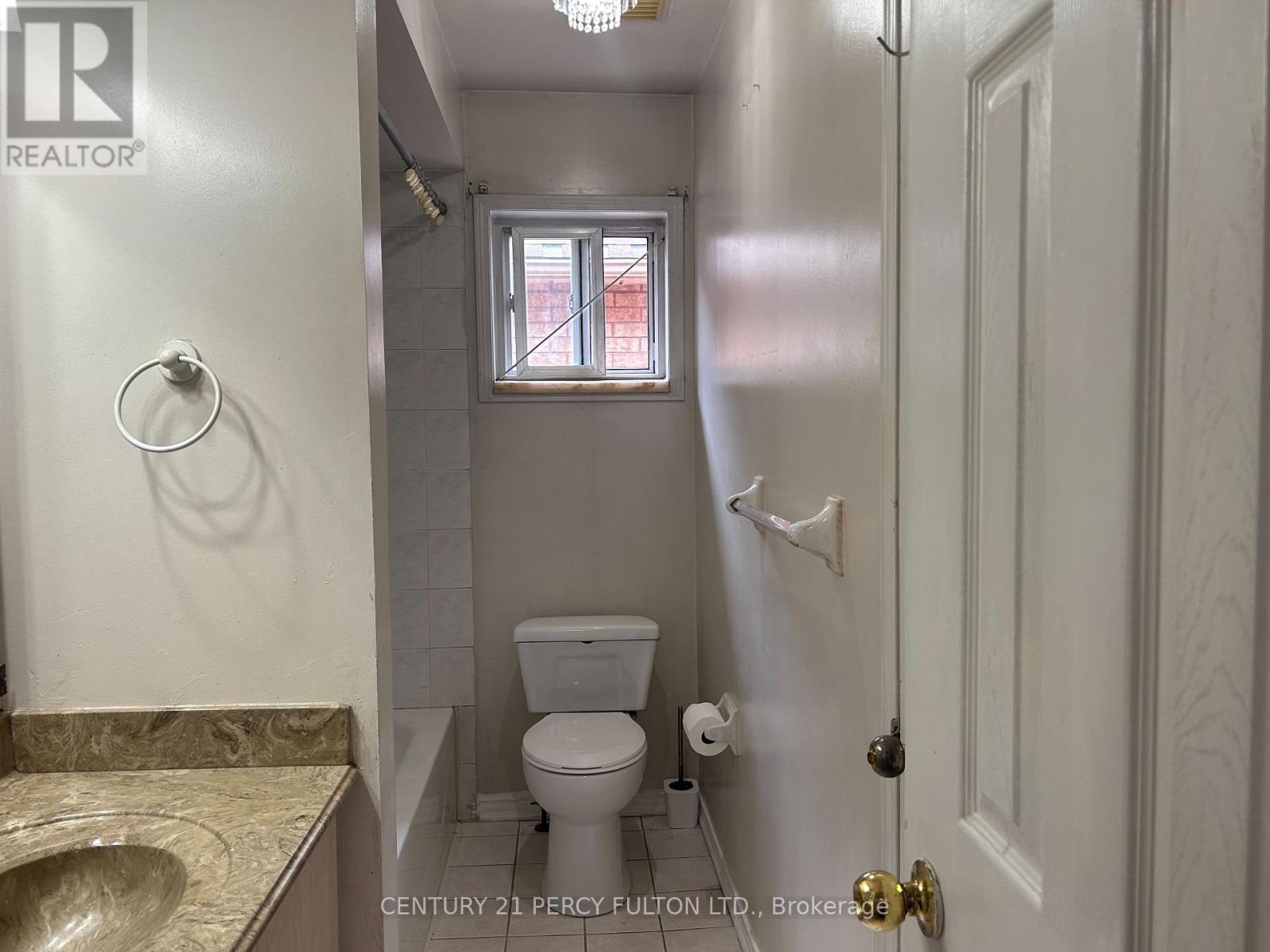 13 Purdy Crescent, Toronto, Ontario  M9N 3X8 - Photo 11 - W13710394