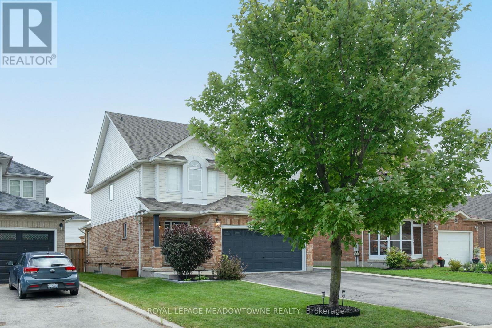 41 Beardmore Crescent, Halton Hills, Ontario  L7J 2Z1 - Photo 2 - W13710424