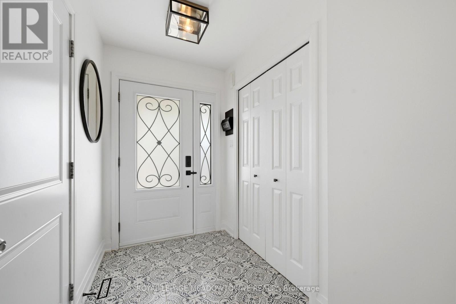41 Beardmore Crescent, Halton Hills, Ontario  L7J 2Z1 - Photo 6 - W13710424