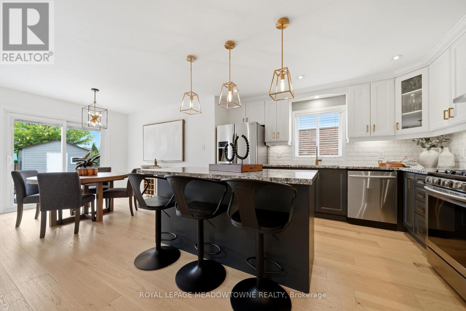 41 Beardmore Crescent, Halton Hills, Ontario  L7J 2Z1 - Photo 8 - W13710424