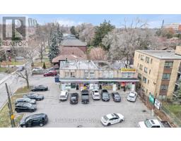 1834 JANE STREET, Toronto, Ontario