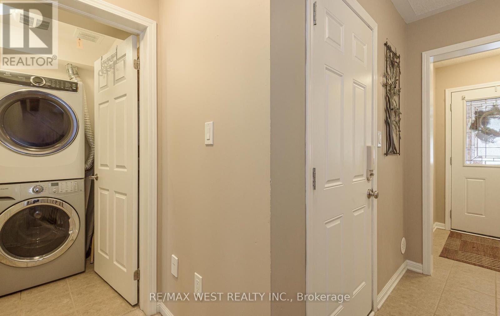 95 Mccleave Crescent, Brampton (Fletcher's West), Ontario  L6Y 4Y9 - Photo 9 - W13710482