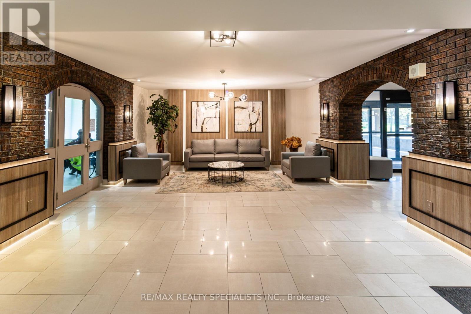 410 - 966 Inverhouse Drive, Mississauga, Ontario  L5J 4B6 - Photo 4 - W13710492