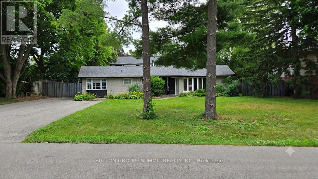 1065 Bomorda Drive, Oakville, Ontario  L6H 1Y3 - Photo 1 - W13710494
