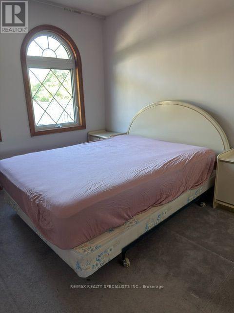 (Main & Upper) - 2 Pepperwood Place, Brampton, Ontario  L6S 3R9 - Photo 12 - W13710522