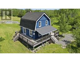910 ROSEBUSH ROAD, Quinte West, Ontario