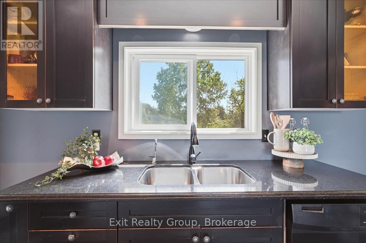 910 Rosebush Road, Quinte West, Ontario  K0K 2C0 - Photo 5 - X13458404