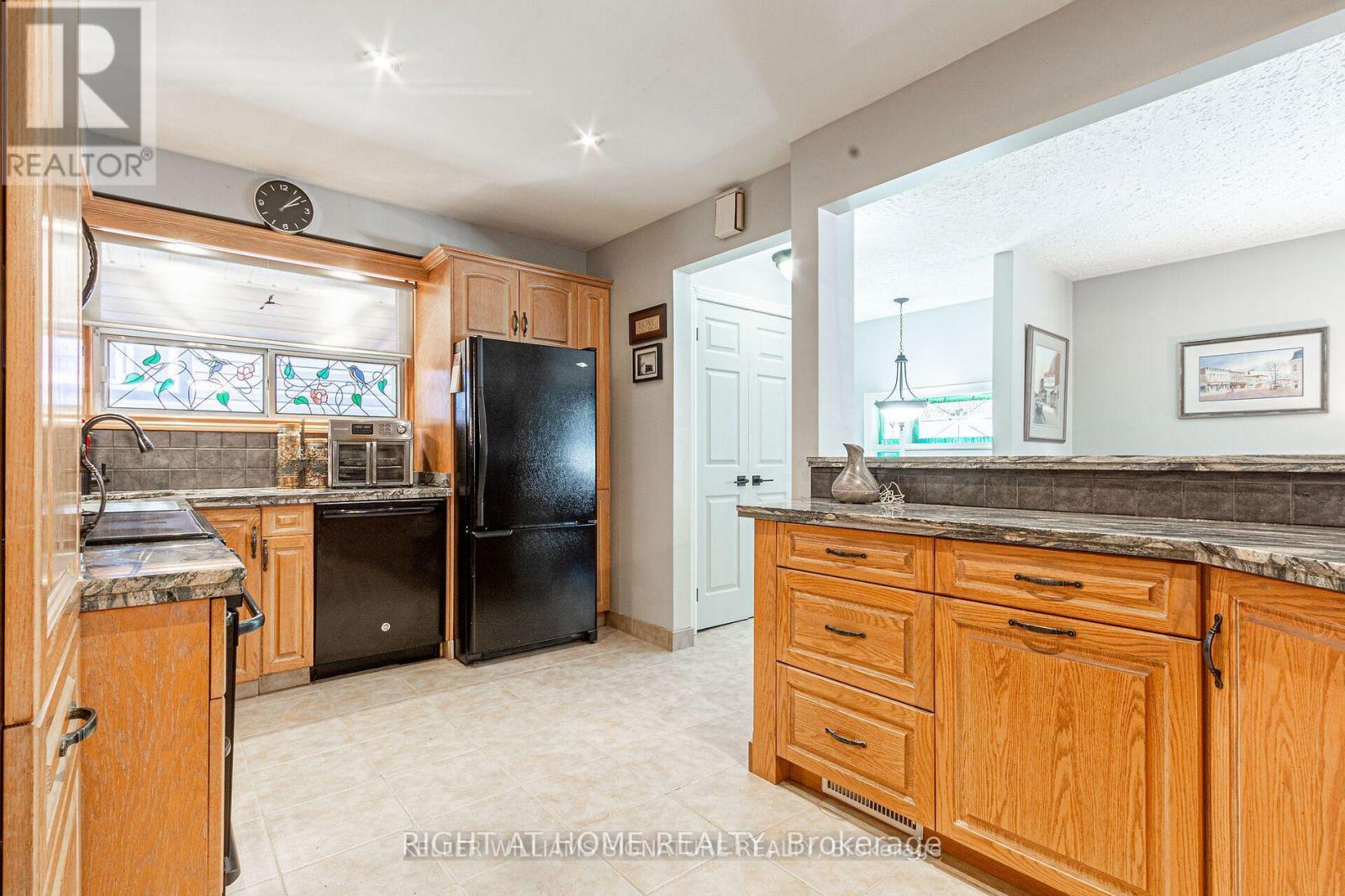 133 Mcanulty Main Boulevard, Hamilton, Ontario  L8H 3H5 - Photo 11 - X13710366