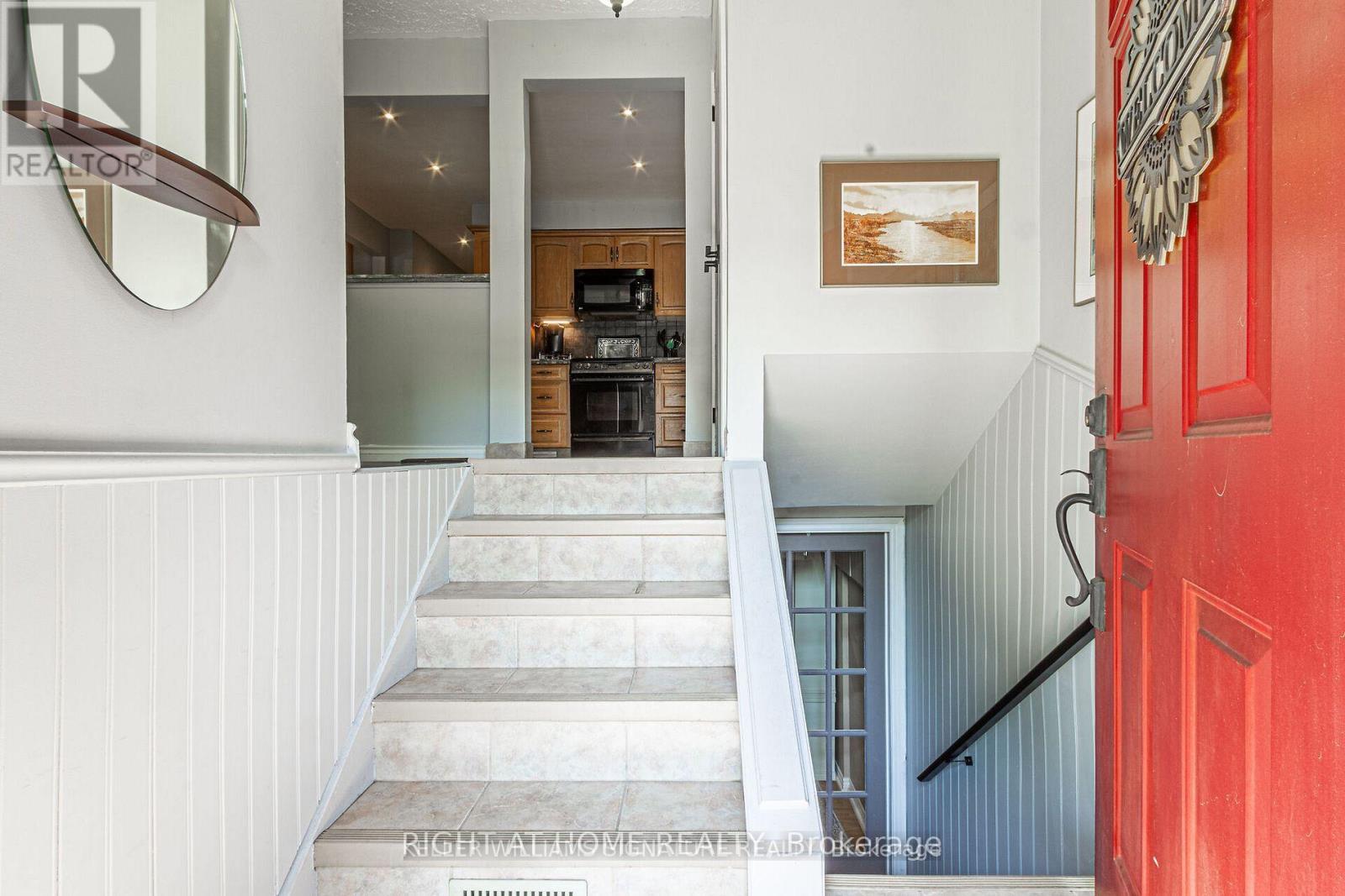 133 Mcanulty Main Boulevard, Hamilton, Ontario  L8H 3H5 - Photo 4 - X13710366