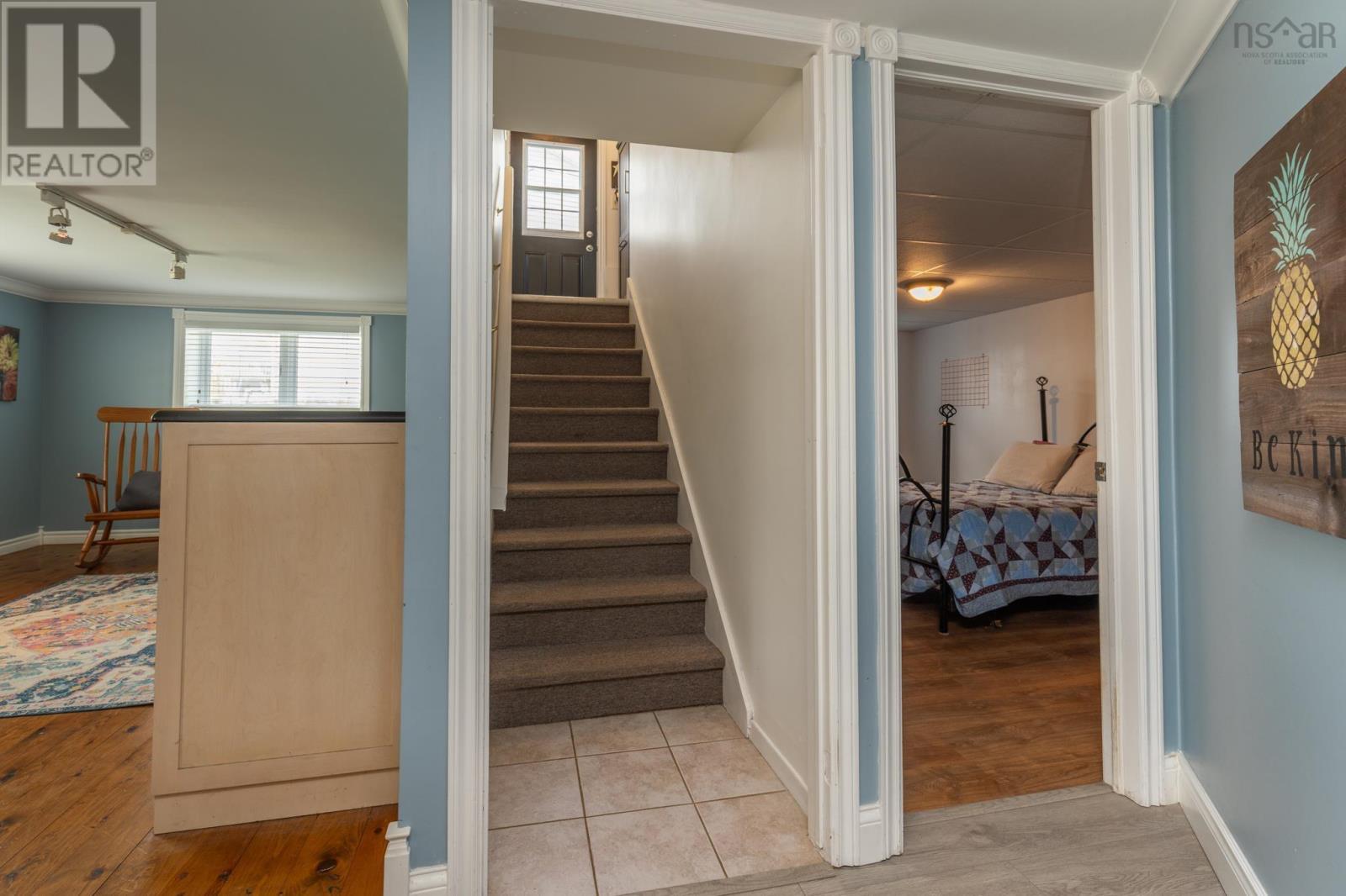 556 Brunswick Street, Yarmouth, Nova Scotia  B5A 4S8 - Photo 18 - 202614520