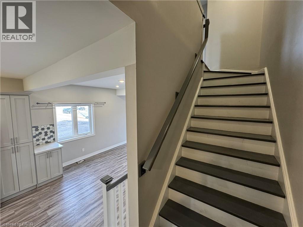 8196 Mcleod Road Unit# 1 Upper, Niagara Falls, Ontario  L2H 3T6 - Photo 12 - 40846138