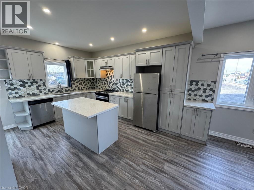 8196 Mcleod Road Unit# 1 Upper, Niagara Falls, Ontario  L2H 3T6 - Photo 9 - 40846138