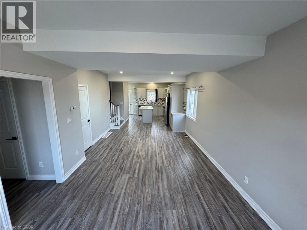 8196 Mcleod Road Unit# 1 Upper, Niagara Falls, Ontario  L2H 3T6 - Photo 5 - 40846138