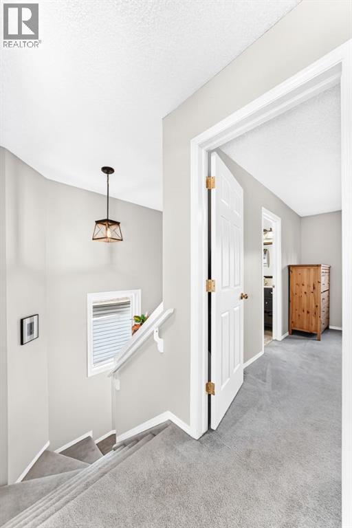 79 Hidden Hills Way Nw, Calgary, Alberta  T3A 5Y3 - Photo 17 - A2338045