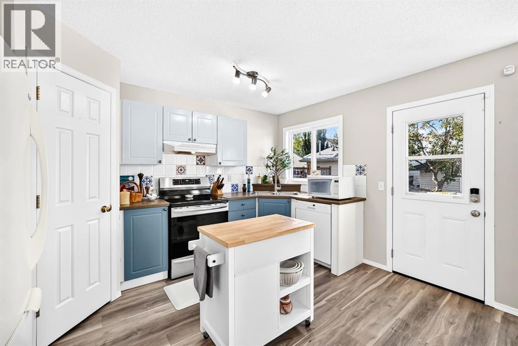 79 Hidden Hills Way Nw, Calgary, Alberta  T3A 5Y3 - Photo 11 - A2338045