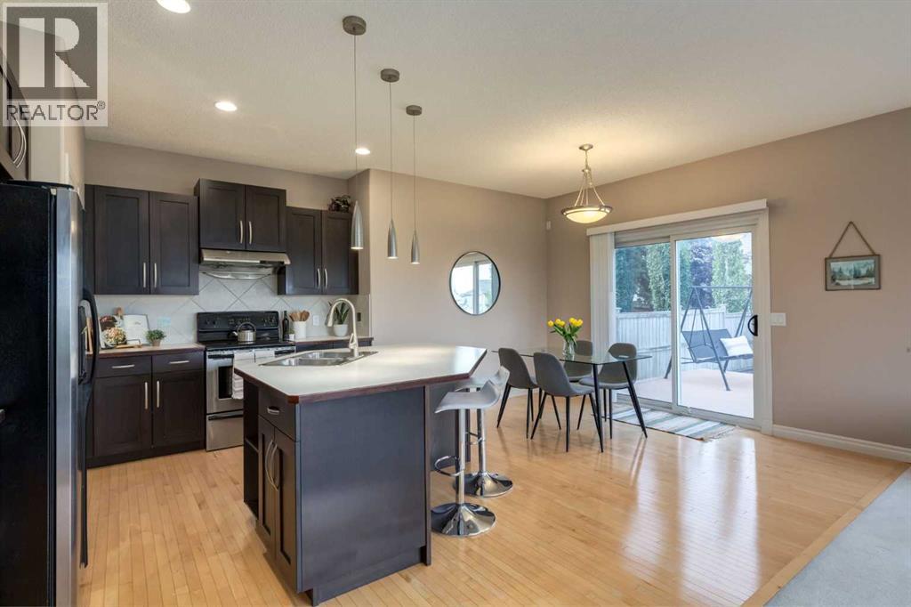 357 Kincora Drive Nw, Calgary, Alberta  T3R 1N3 - Photo 14 - A2339111