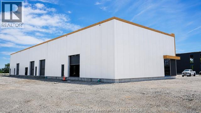 320 South Talbot Road North, Essex, Ontario  N8M 2X6 - Photo 2 - 26020733