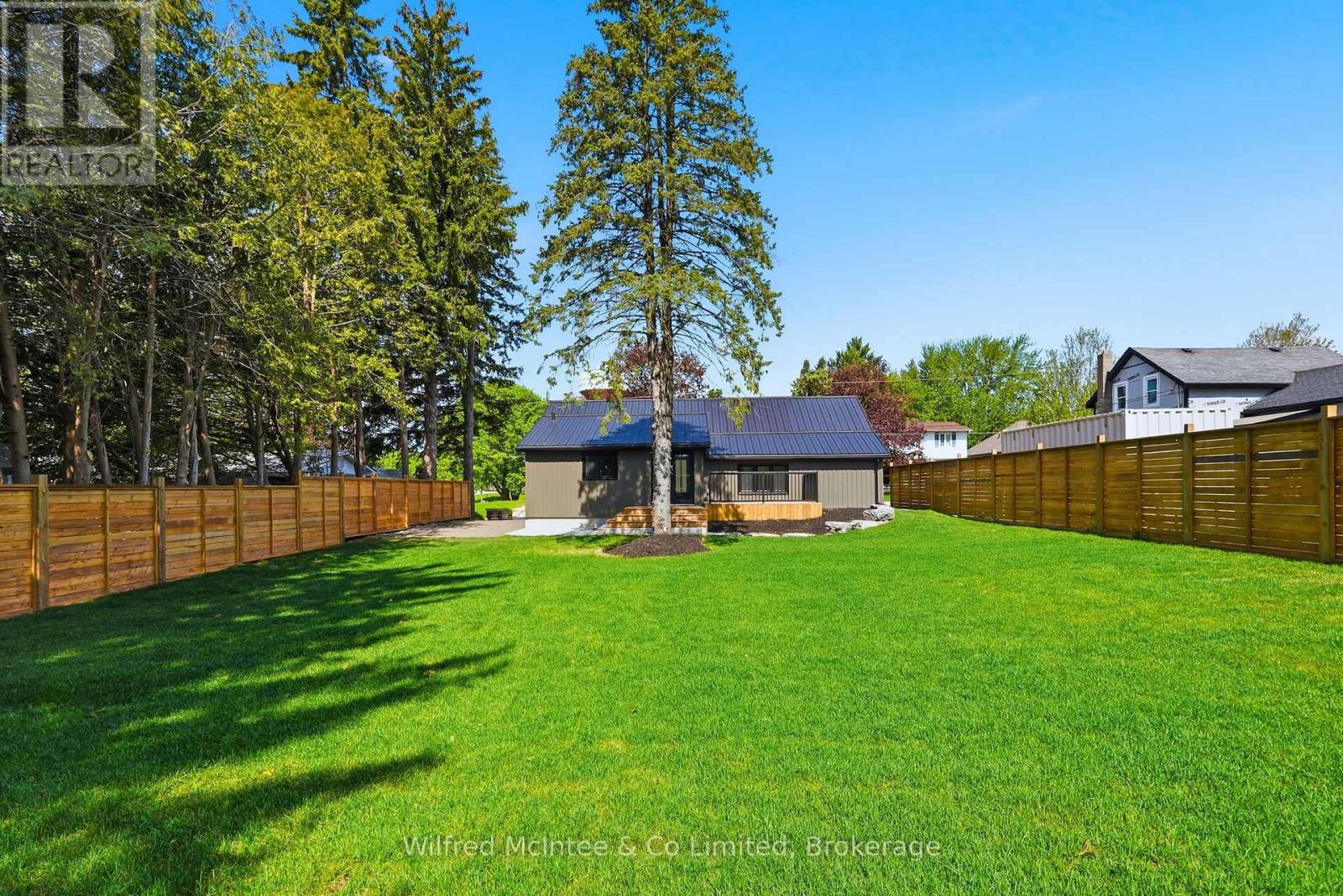550 Wellington Street, Minto, Ontario  N4W 3G9 - Photo 30 - X13710196
