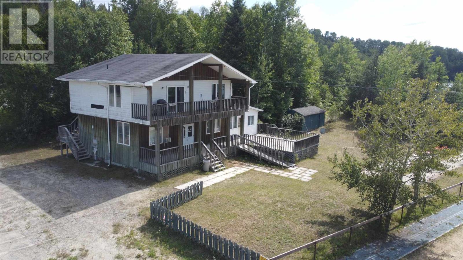 900 Green Lake Rd, Dubreuiville, Ontario  P0S 1B0 - Photo 2 - SM262303