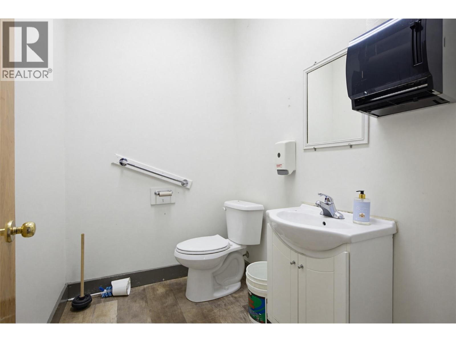 1305 Battle Street, Kamloops, British Columbia  V2C 2N9 - Photo 17 - 10398725