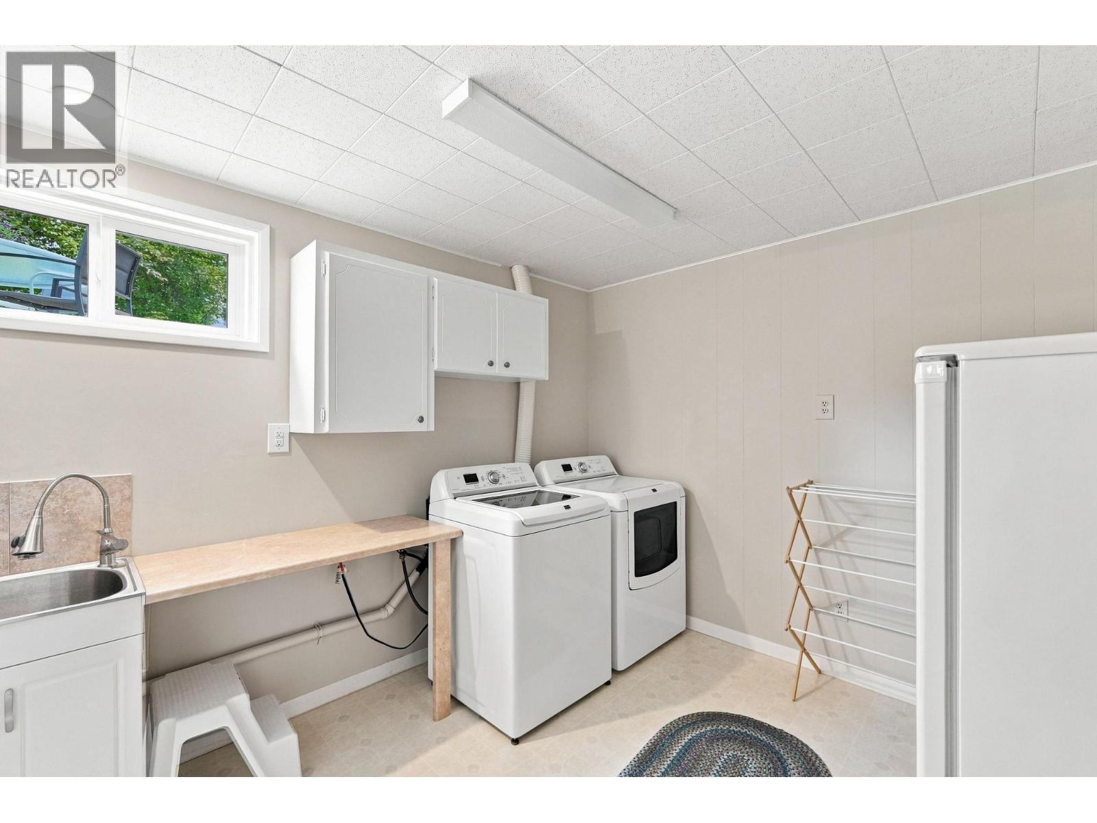 1555 Duncan Avenue E, Penticton, British Columbia  V2A 2X7 - Photo 25 - 10396247
