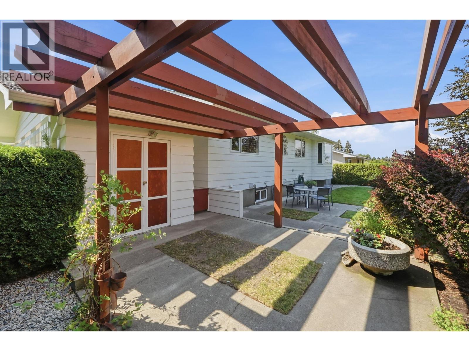 1555 Duncan Avenue E, Penticton, British Columbia  V2A 2X7 - Photo 27 - 10396247